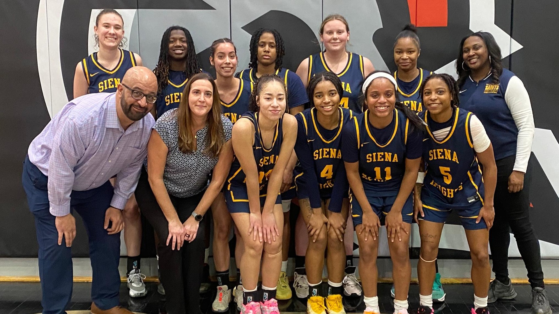Final Women's Basketball Season Ends In WHAC Semifinals