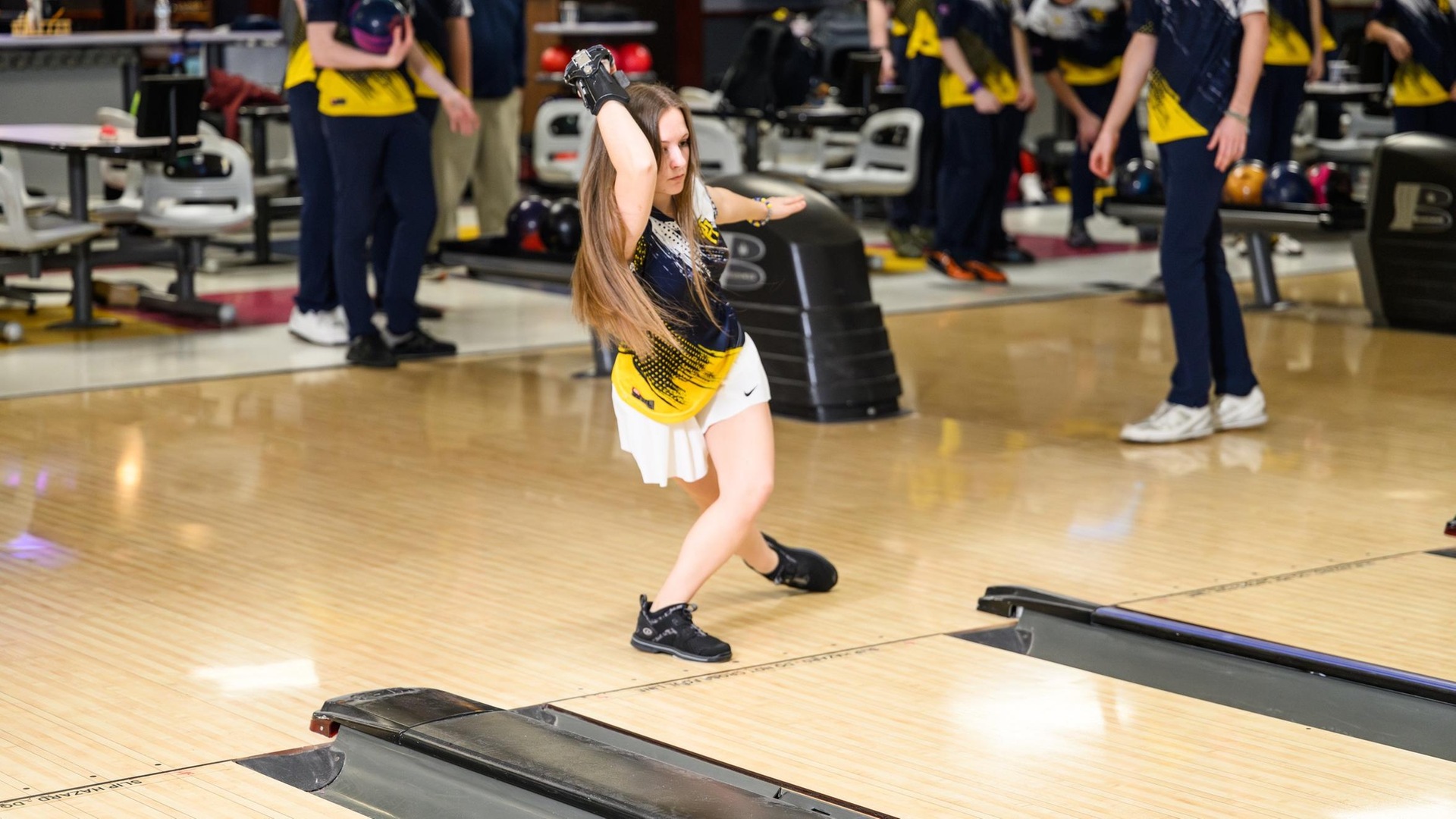 Women's Bowling Finishes Eighth at WHAC Championships